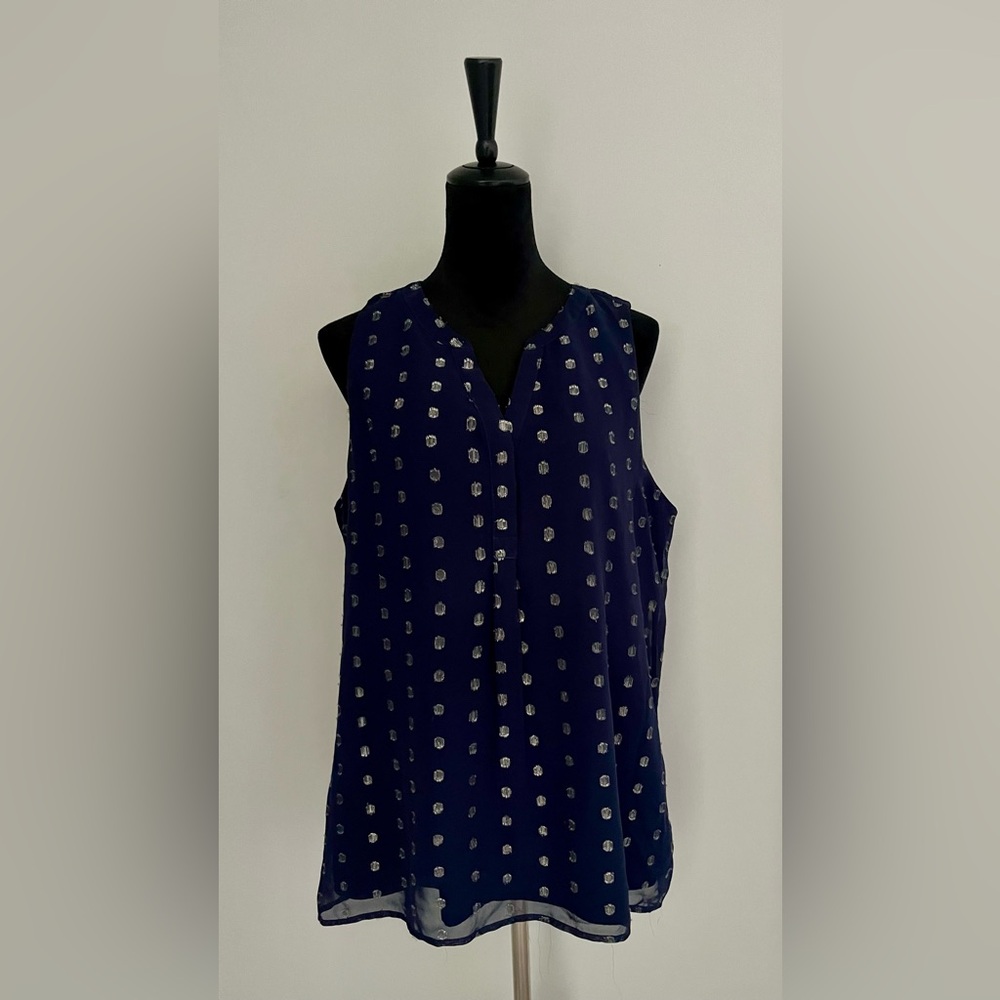 Crown & Ivy Sleeveless Top- Size XL